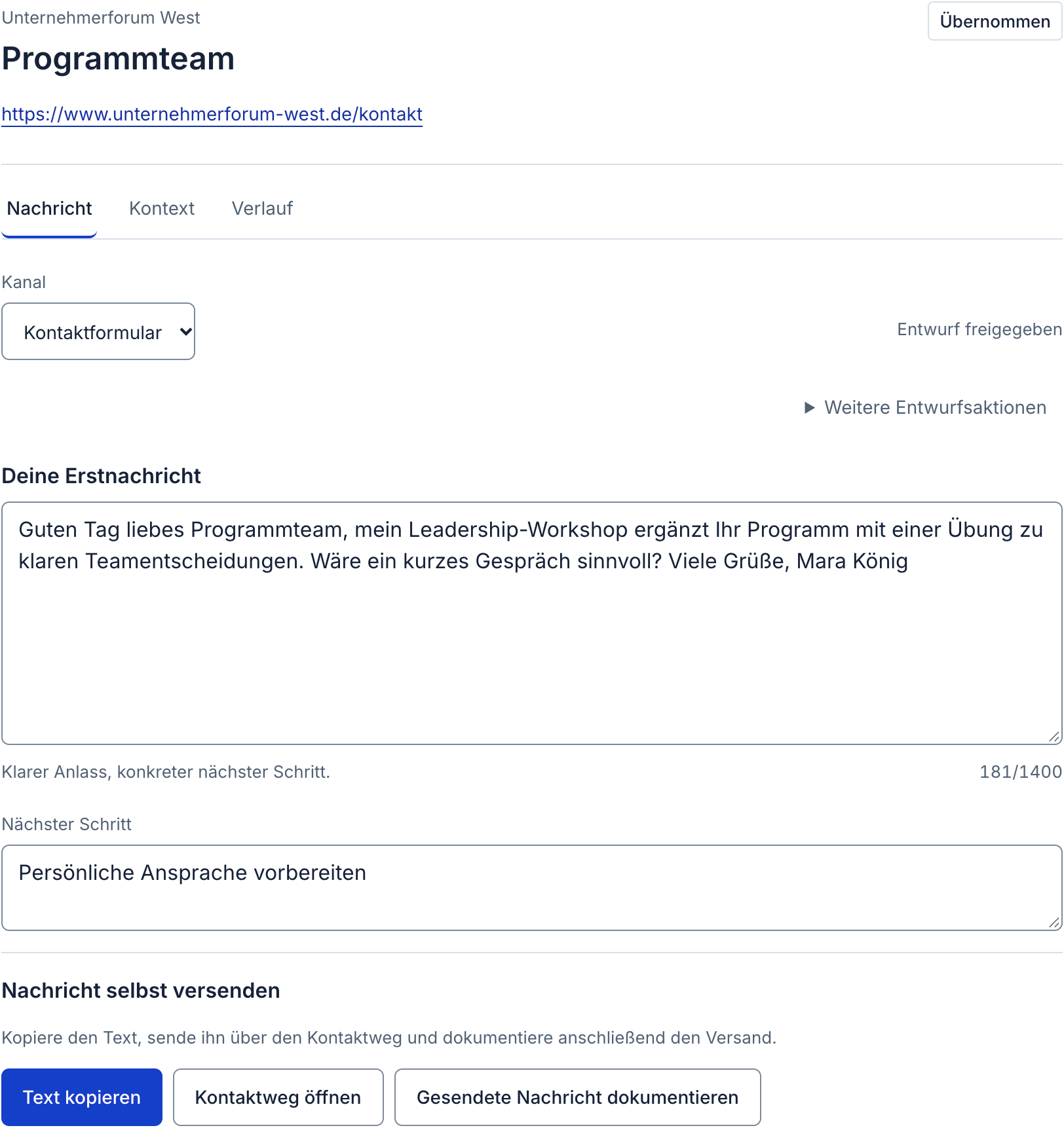 Unternehmerforum West mit freigegebener persönlicher Erstnachricht zum Leadership-Workshop und getrennten Aktionen zum Kopieren und zur Versanddokumentation.